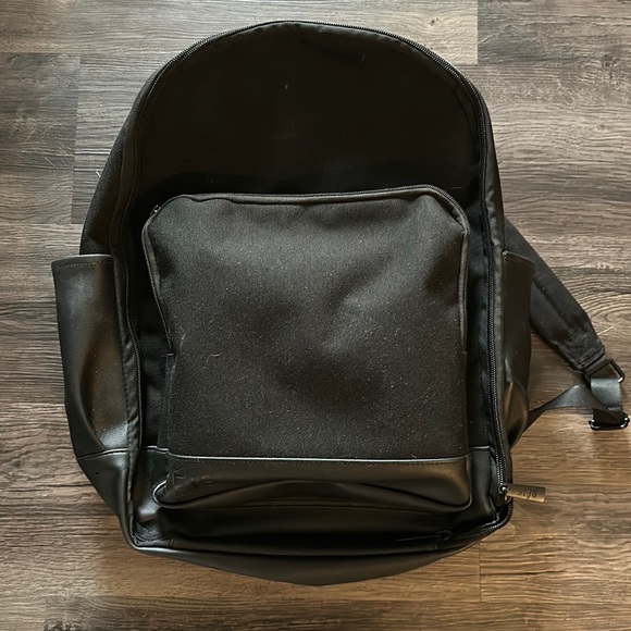 BEIS Handbags - BEIS The Backpack Black